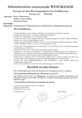 Règlement de circulation: la circulation est réglée par des feux tricolores sur la rue "om Wäissesteen" à Brachtenbach, à partir du 23 mars jusqu'à finalisation des travaux
