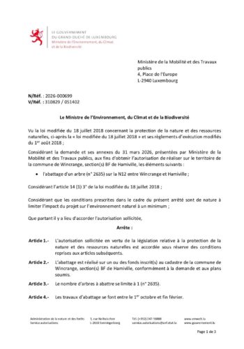 Autorisation: abattage d'un arbre sur la N12 entre Wincrange et Hamiville